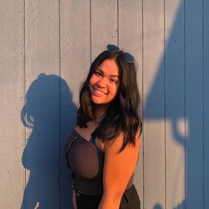 Meet your Posher, Isabella